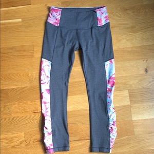 CALIA by Carrie Underwood 3/4 length leggings